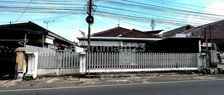 Kontrakan Rumah Luas Dan Besar Tengah Kota Dekat Lippo Mall. Cocok Untuk Kantor 1