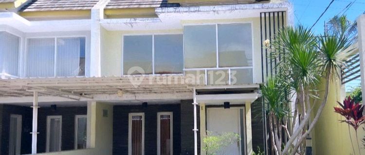 Rumah Modern Minimalis Siap Huni Di Perumahan Elit Dekat Transmart Jember 1