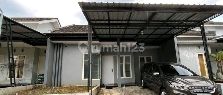 Sewa Rumah Minimalis Siap Huni Lokasi Dekat Kampus Unej Dan Poltek Jember. 1