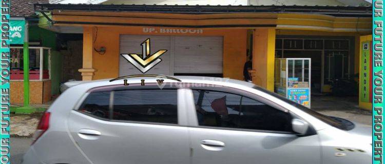 Toko 1 Lantai Pinggir Jalan Dekat Kampus 1