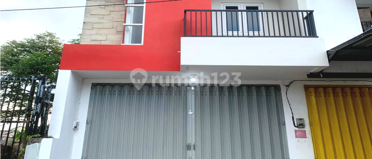 For Rent: 2-Street Shop House by the Roadside Near UNMU Jember 1