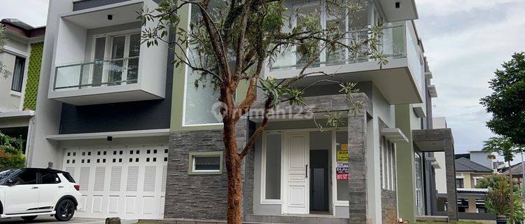 Brand New House BSD unit hook asri depan taman utama 1