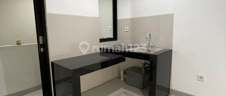 Under Market Price Green Royal Lantai 3 1