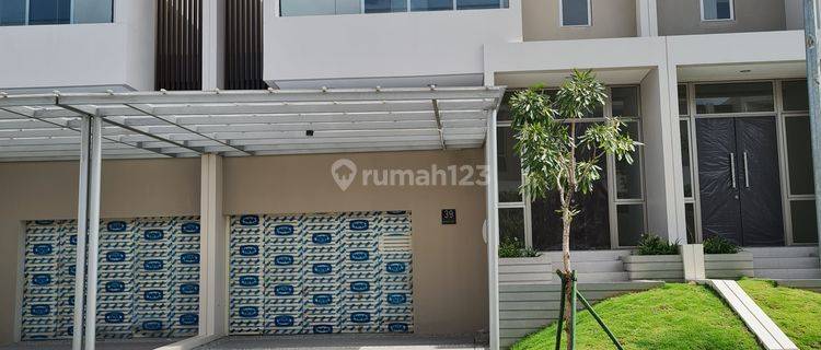 Rumah Kawasan Elit Manhattan PIK2 Ukuran 8x25 meter Brand New (Cynthia 0878-6359-0057) 1