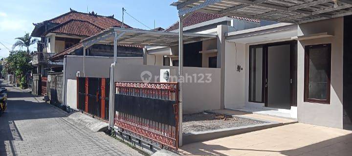 Rumah di Jl Tukad Yeh Aye Baru JL 1