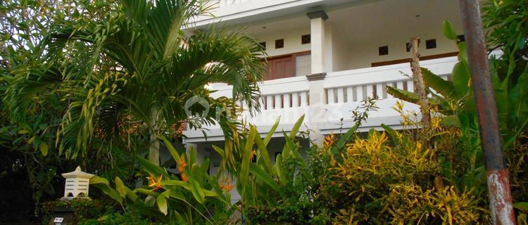 Dijual Rumah 4 Kamar Furnish Private Pool Di Mumbul Ho 1