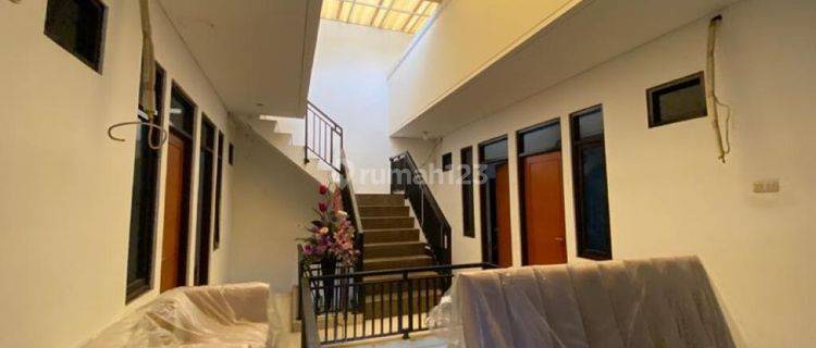 Dijual Rumah Kos 3 Lantai Aktif Siap Pakai di Komplek Muara 1