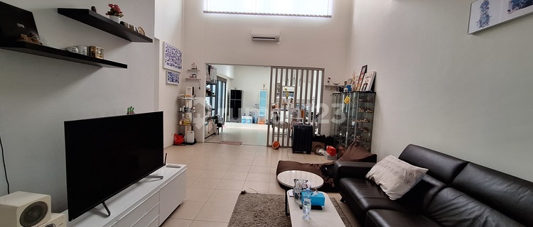 For Sale or Rent Furnished House in Lokacitra Kota Baru Parahyangan 1