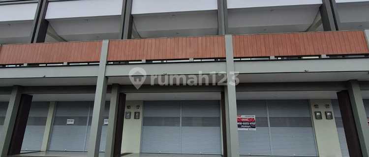 FOR SALE: NEW 2.5-STORY SASAKIRANA SHOPHOUSE, STRATEGIC LOCATION IN KOTA BARU PARAHYANGAN, NEAR BUMI LUHUR. 1
