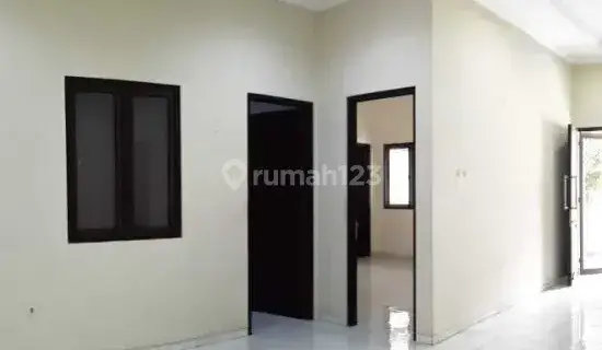 Rumah Siap Huni , Rapi Dan Nyaman Kav Dki Meruya Utara Jakarta Barat 1