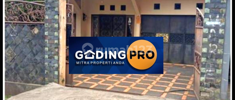 Dijual Rumah di area komersil Meruya JakBar  Hadap jalan raya,  1