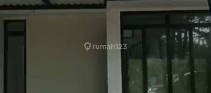 DISEWAKAN RUMAH BARU DI DALAM CLAUTER METLAND TRANSYOGI 1