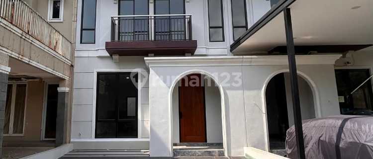Rumah Klasik 2 Lantai SHM Dalam Cluster Kotawisata Cibubur 1