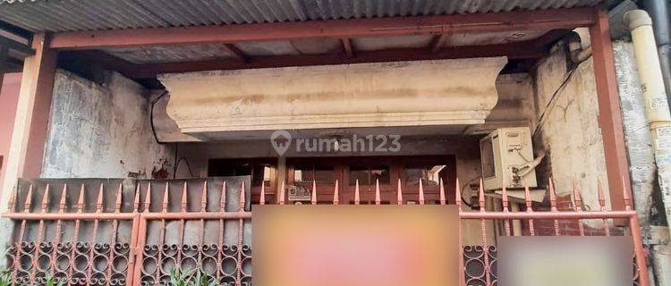 Rumah Second Butuh Renov Di Tanjung Duren(TD197) 1