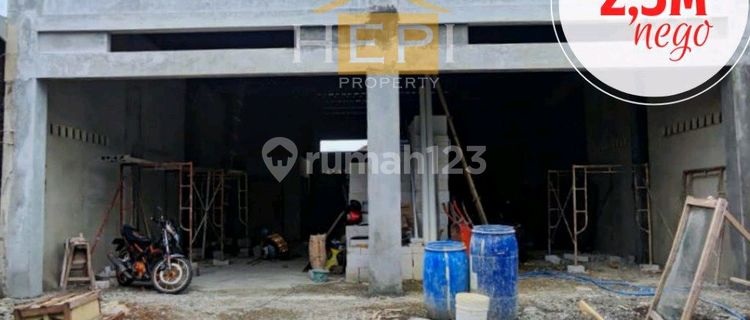 Ready-to-Occupy Shop House in Sambiroto, Tembalang 1