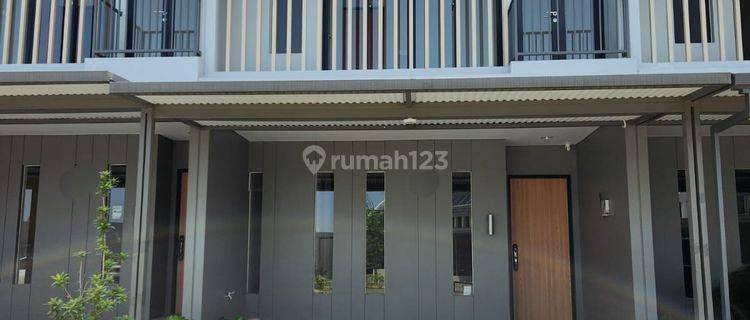 Dijual Rumah Cantik di Cluster Z Living, Grand Wisata, Bekasi  1