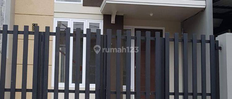 Dijual Rumah 2lt Siap Huni di Cibubur, Jakarta Timur 1