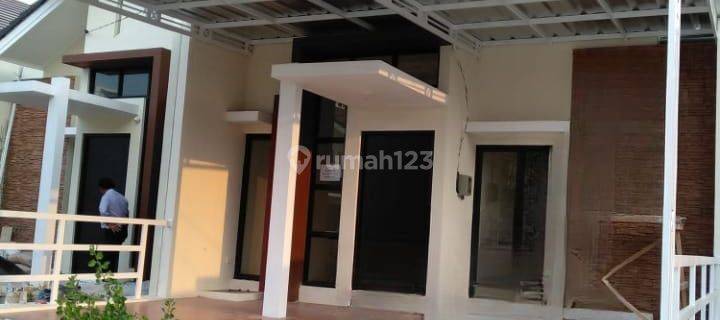 Dijual Rumah Bagus di Cluster Ebony Green Ara Harapan Indah Bekasi 1