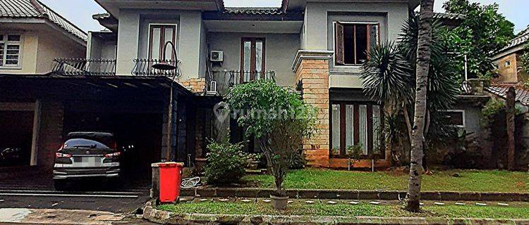 Rumah Mediteranian Area Eksklusif Ada Taman Dan Teras Belakang 1