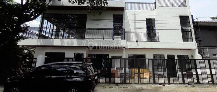 Rumah Full Renov Di Tebet Cocok  Difungsikan Kantor,  Restauran  1