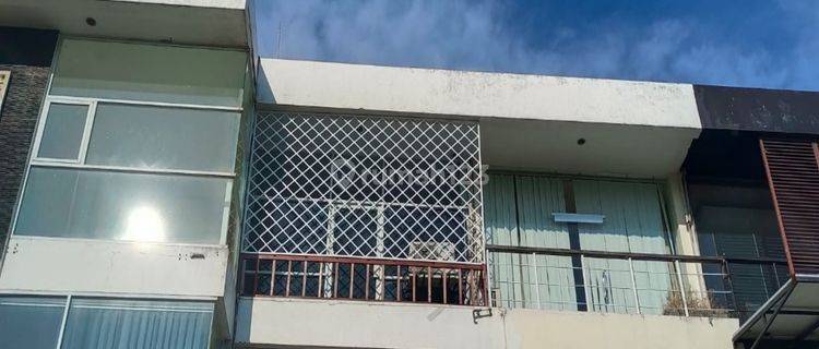 3-storey shophouse for sale in By Pass Sanur 1