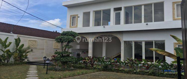 Lease Hold For Rent At Mengwi Semi Furnished  1