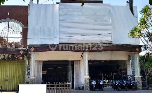 Attached Shophouse For Sale Below Market Price Buleleng 1