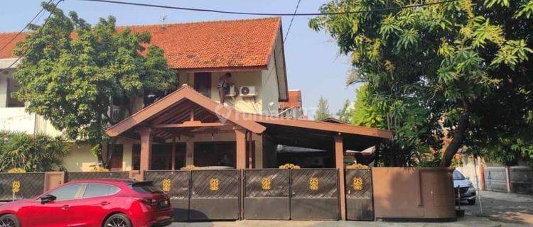 Rumah Mewah Dalam Komplek Lokasi Strategis Ditengah Kota Jakarta 1