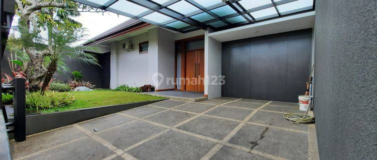 Rumah Lux Swimming Pool Furnished Sayap Ciumbuleuit Bandung Utara 1