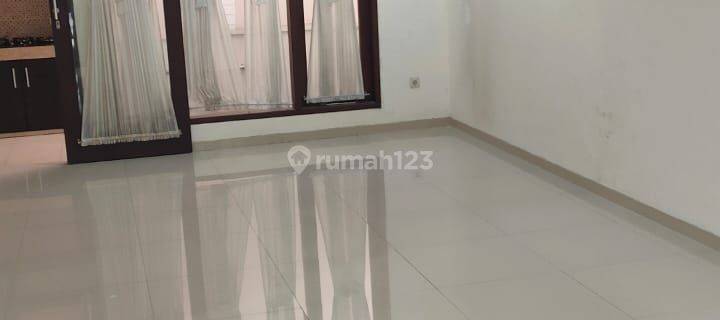 Rumah Minimalis di Kawasan Elite Pondok Hijau Indah 1