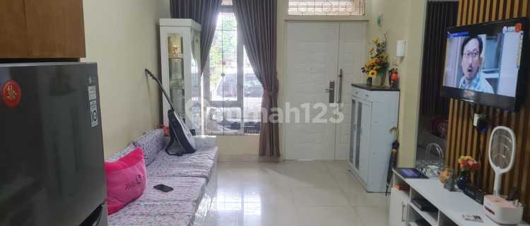 House for Sale in Cibaduyut 1