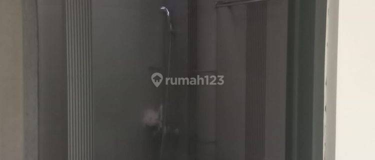 Disewakan Rumah Singgasana Pradana 1