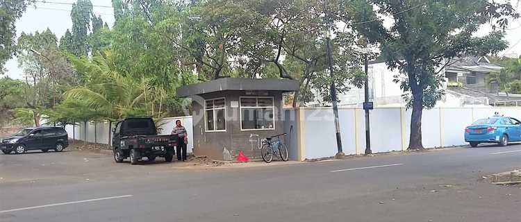 DISEWAKAN TANAH KOSONG LOKASI STRATEGIS DEKAT TB SIMATUPANG SHM POSISI HOOK 1