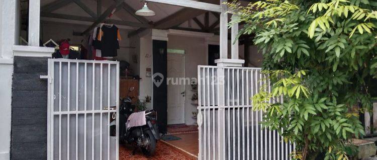 Turun Harga! Hunian Asri dengan 3 Kamar Tidur di Citra Indah Bukit Cendana. 1