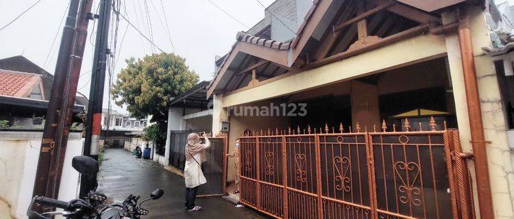 Jual Rumah Secondary di Kavling Pondok Kelapa, Jakarta Timur 1