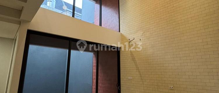 Rumah Kontemporer 2 Lantai Dekat Akses Tol Jatingaleh 1