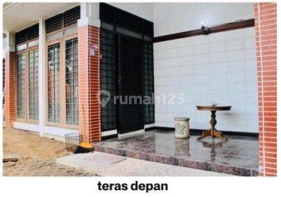 Rumah Mewah Luas Dua Lantai Daerah Manyaran Semarang 1