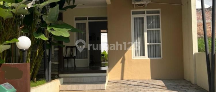 RUMAH SIAP HUNI SEMI FURNISH DI CLUSTER ELANG MANGUNHARJO TEMBALANG SEMARANG  1