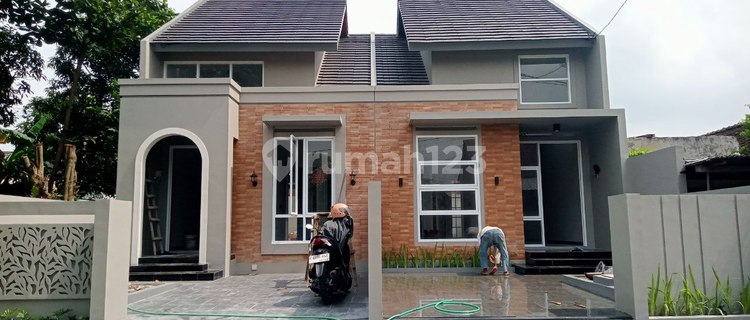 New 1-Story House for Sale in Pedurungan, Semarang 1