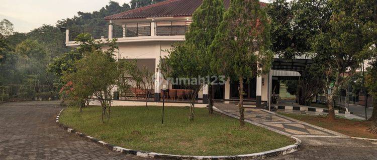 Rumah Mewah Luas Dua Lantai Daerah Ungaran Kab Semarang  1