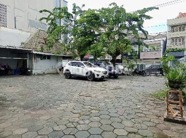 WOTGANDUL RUMAH HALAMAN LUAS TENGAH KOTA KAWASAN KULINER PECINAN SEMAWIS SEMARANG 1