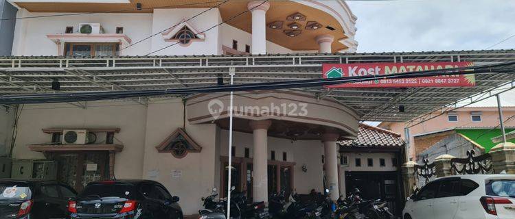 Kos Eksklusif 32 Kamar, Lokasi Strategis Depan Mall Panakkukang 1