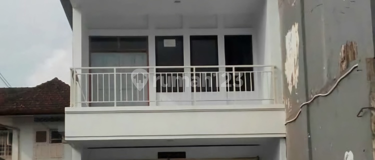 SHM TOWNHOUSE IN MAKASSAR 3 FLOORS NEAR THE PORT 1
