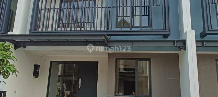 DISEWAKAN RUMAH CLUSTER LEONORA 3 LANTAI DI GADING SERPONG  1