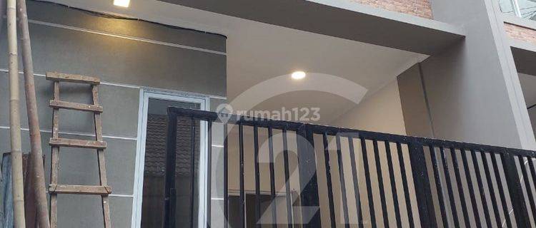 Dijual Cepat Rumah Baru 2 Unit Tanjung Duren 2 Lantai 1