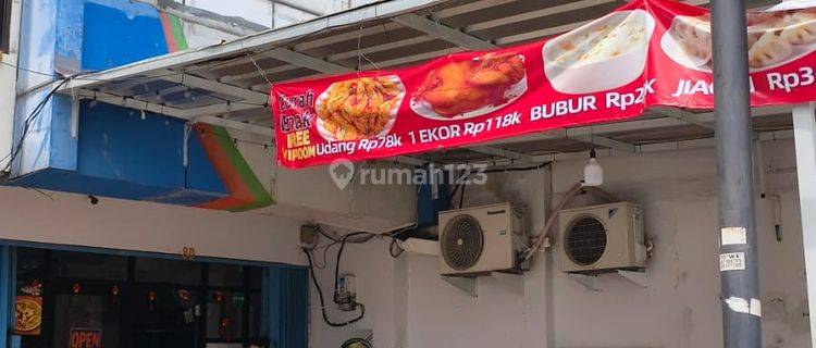 Rukan 3,5 Lantai jalan Ratu Kemuning Green ville Jakarta barat 1