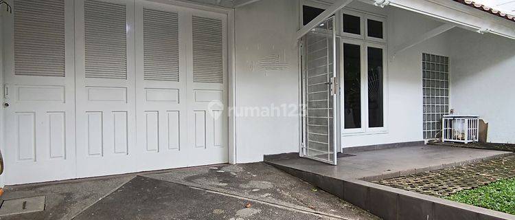 Rumah Sewa Puri Kencana, Kondisi Rapih, ada Paviliun Gazebo 1