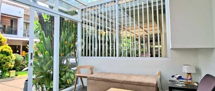 Dijual - Rumah Full Furnished Emerald Bintaro, Sektor 9 Bintaro Jaya, Tangerang Selatan 1