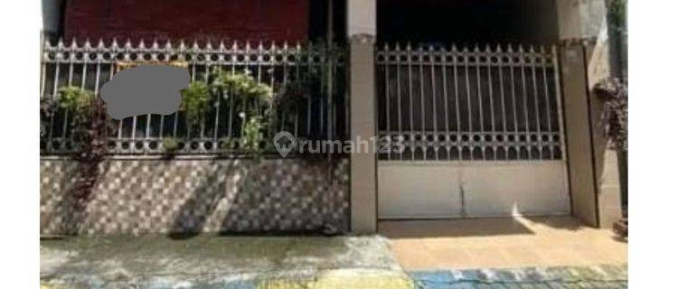 Rumah 2 Lantai Tengger Kandangan Dekat Sman 11 Surabaya 1