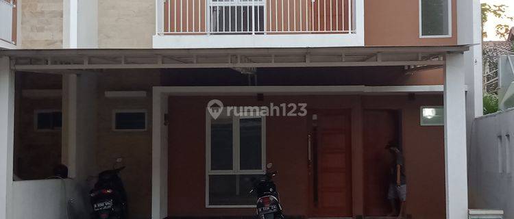 Dijual Rumah Baru Dalam Cluster Area Cinere 1